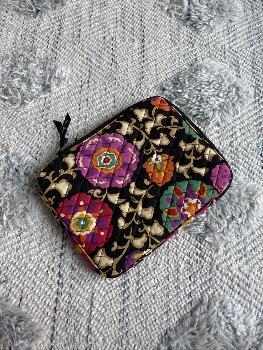 Vera Bradley - Picture 2 of 8